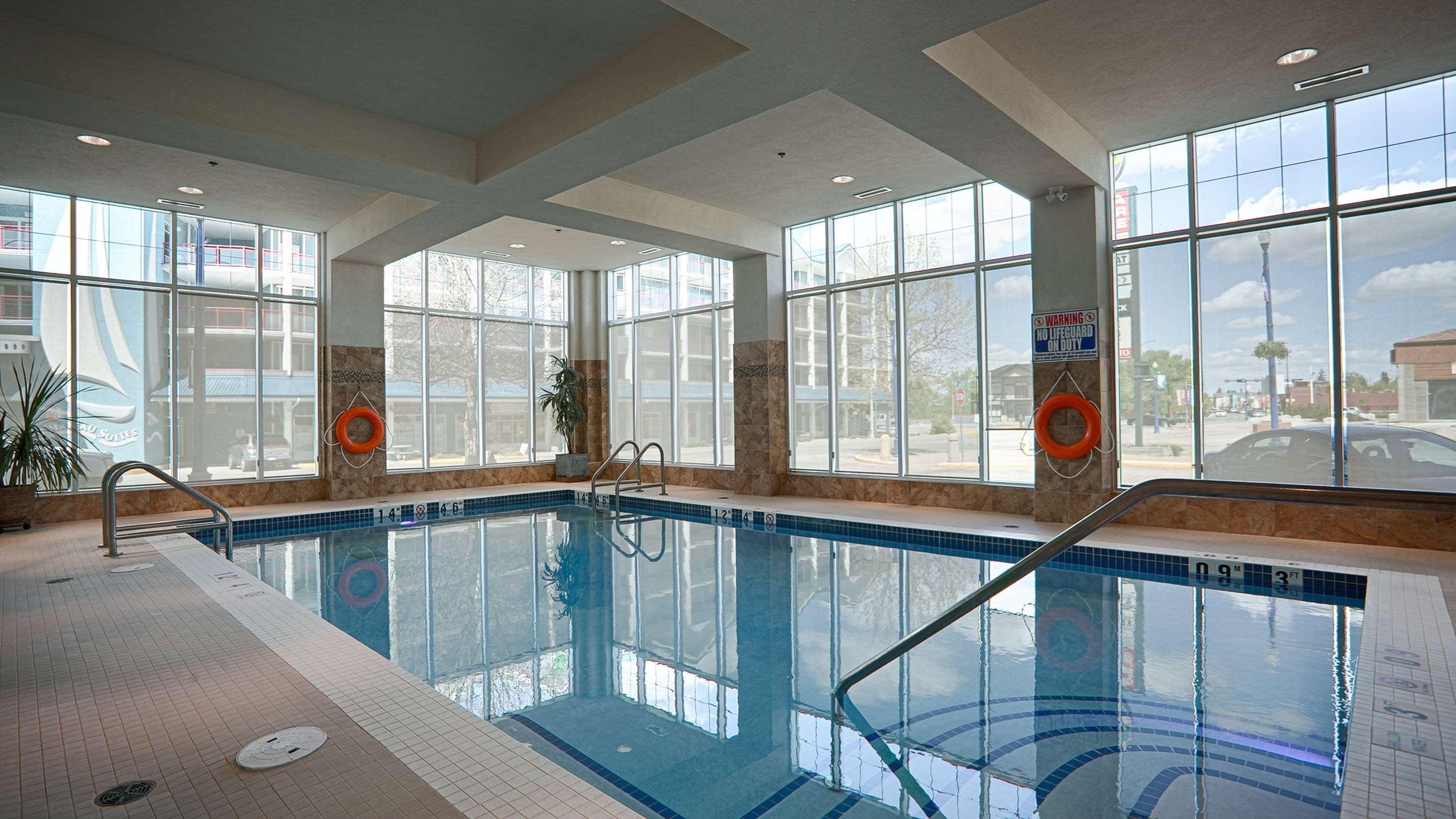 Best Western Plus Chateau Inn Сильван-Лейк Экстерьер фото